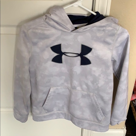 Under Armour Other - Under Armour Boys Hoodie
